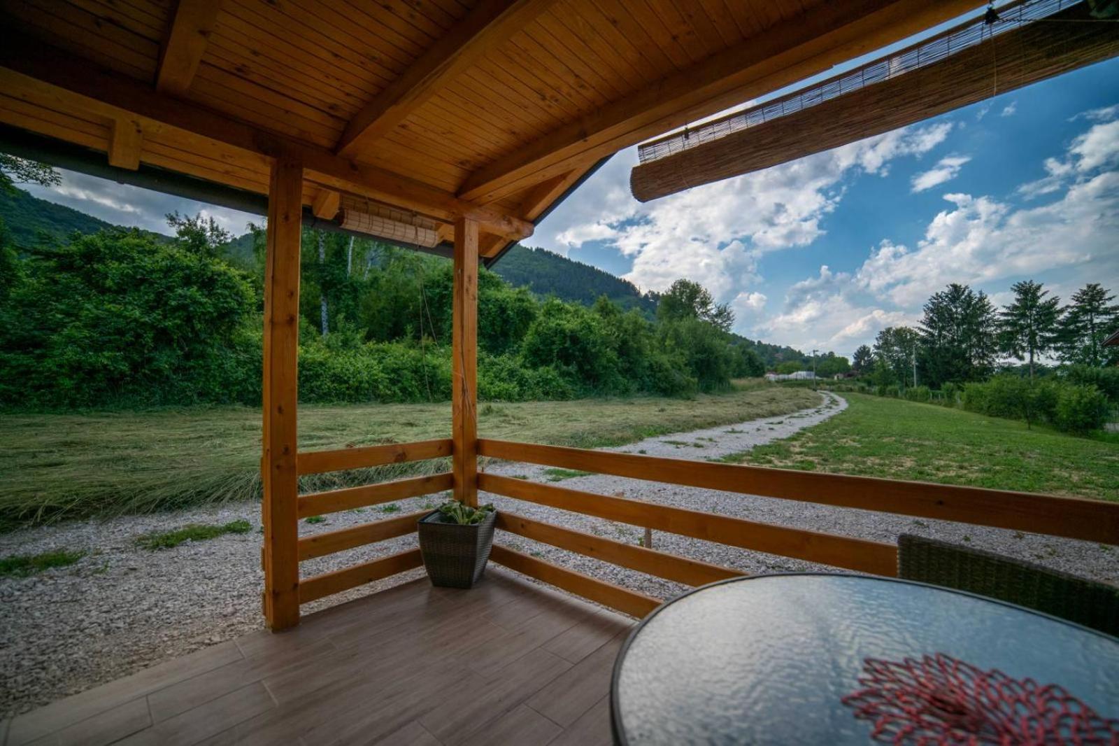 Sweet Home Visoko Free Parking, Ac Buitenkant foto